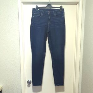 Gap Curvy True Skinny Mid Rise Jeans